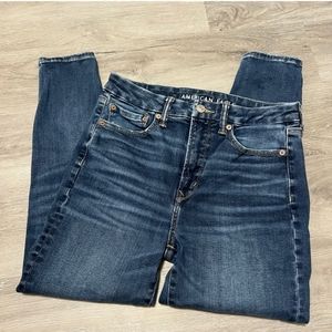 American Eagle Super Hi-Rise Jegging Size 8 X-Short
